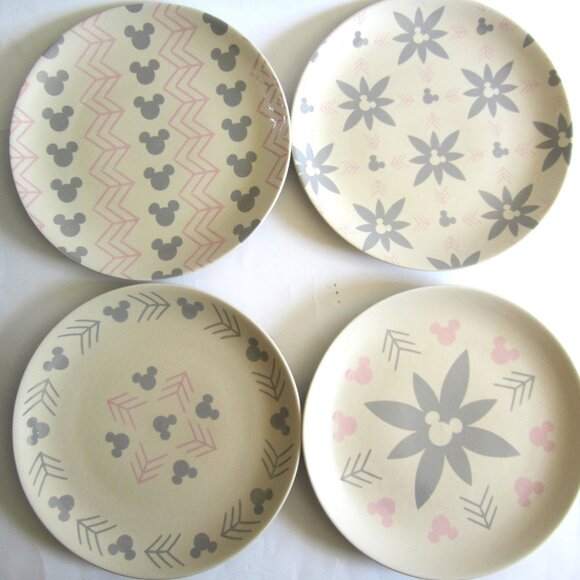 Disney Parks Homestead Mickey Icon Gray & Pink 4 Plates - Picture 1 of 8